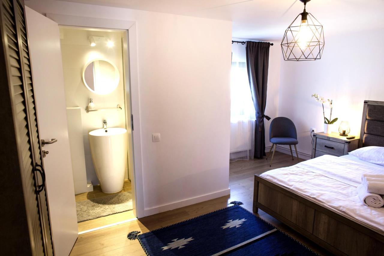 Bed and Breakfast Mira By Atra Teşila Exterior foto