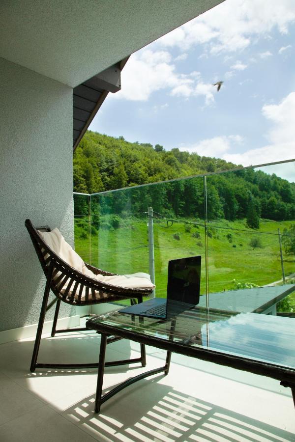 Bed and Breakfast Mira By Atra Teşila Exterior foto