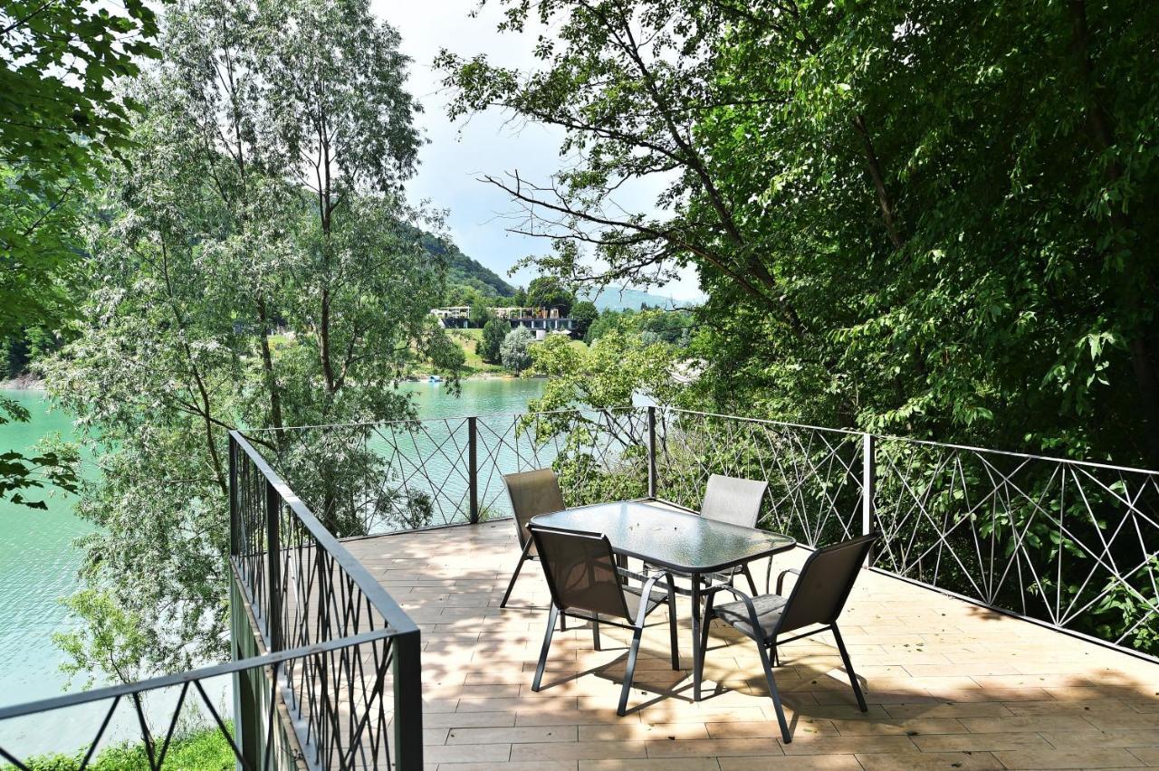 Bed and Breakfast Mira By Atra Teşila Exterior foto