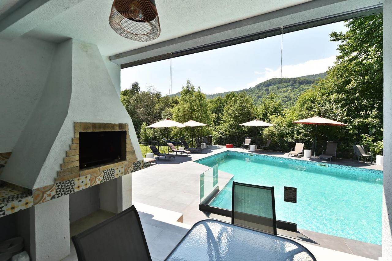 Bed and Breakfast Mira By Atra Teşila Exterior foto