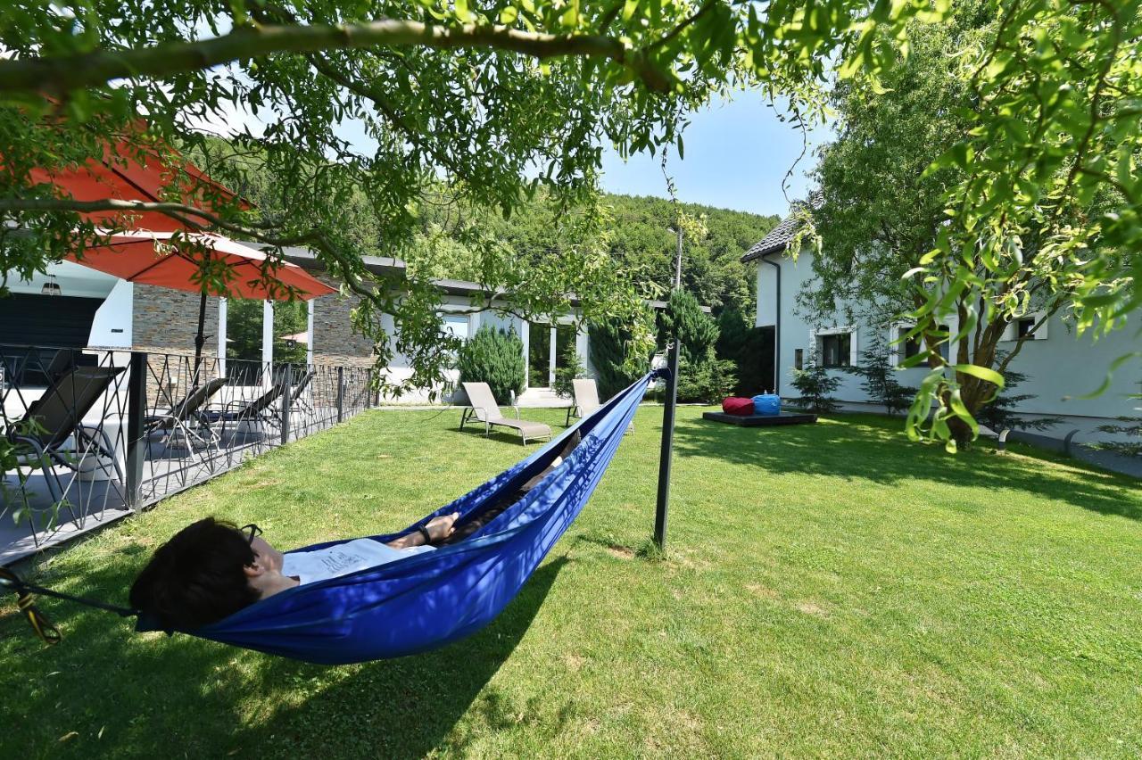 Bed and Breakfast Mira By Atra Teşila Exterior foto