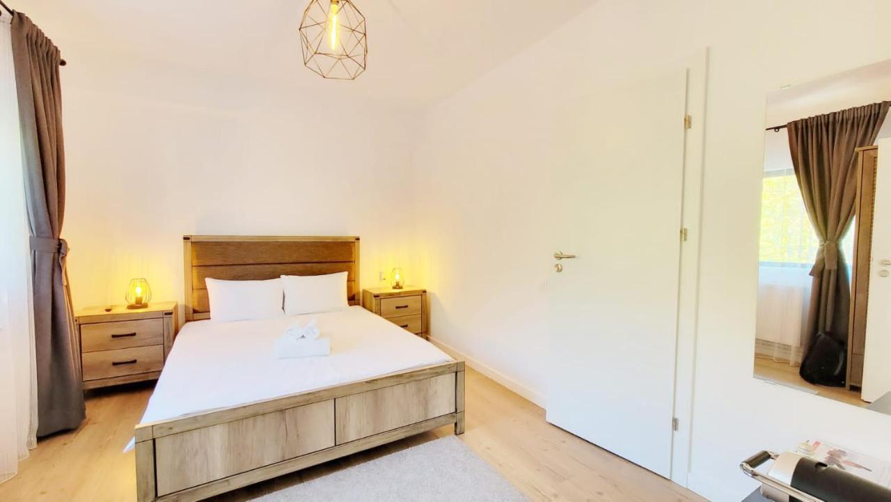 Bed and Breakfast Mira By Atra Teşila Exterior foto